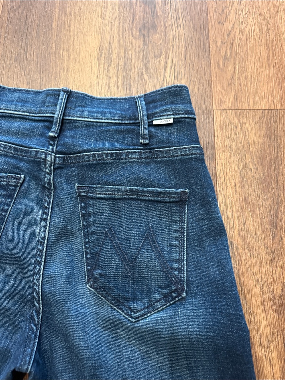 Mother The Hustler Roller Sneak Jeans - Picture 7 of 7